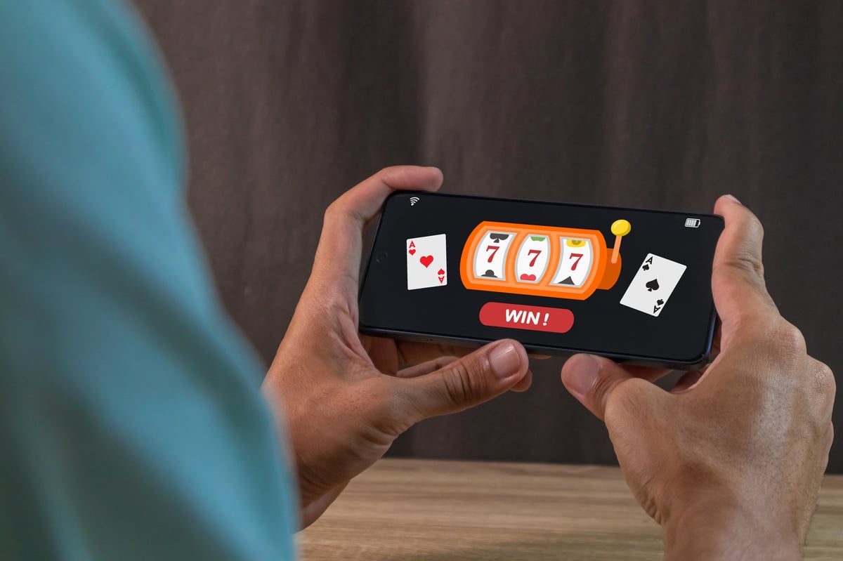 Winner with smartphone